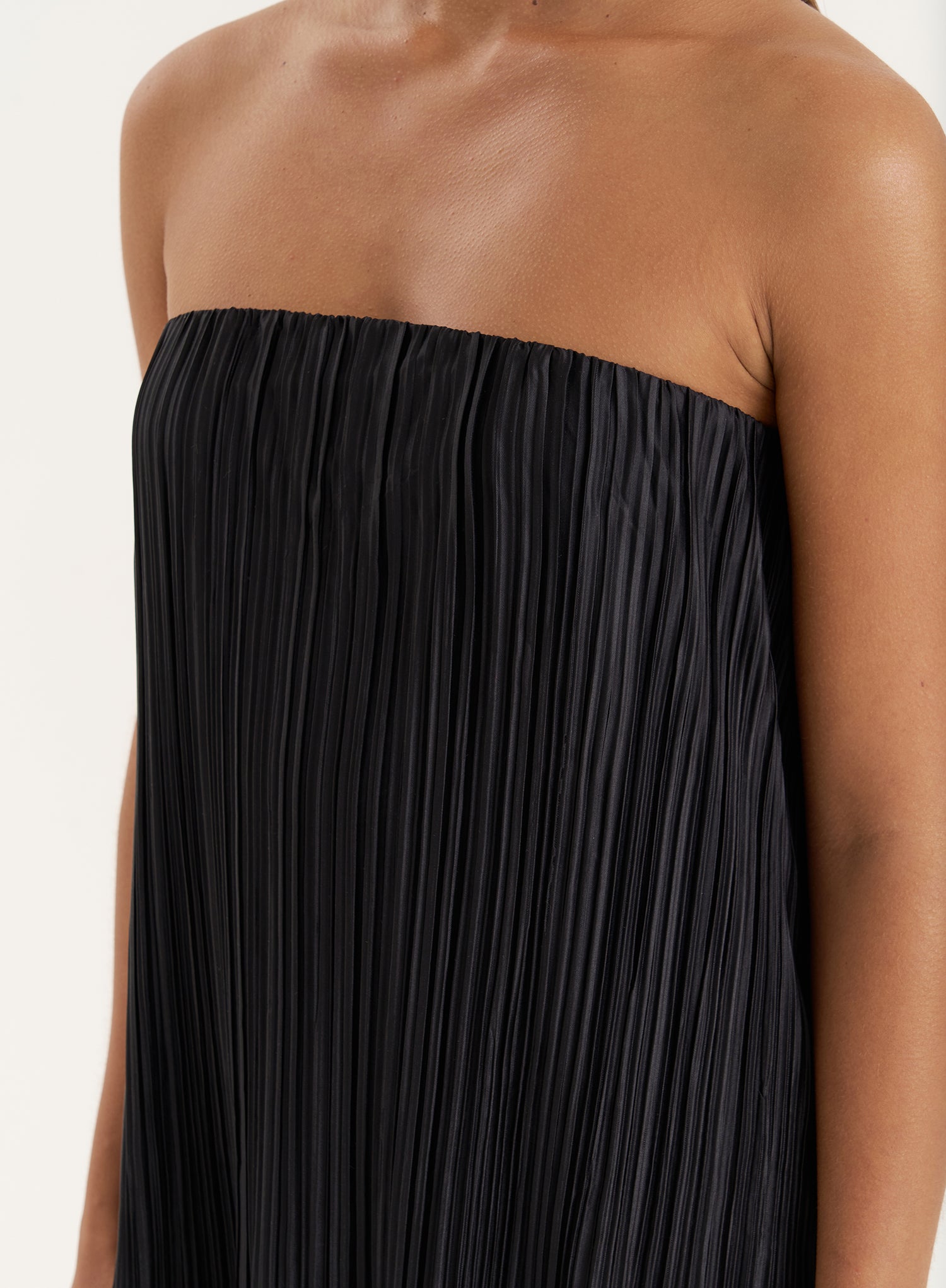 Black Plisse Bandeau Top